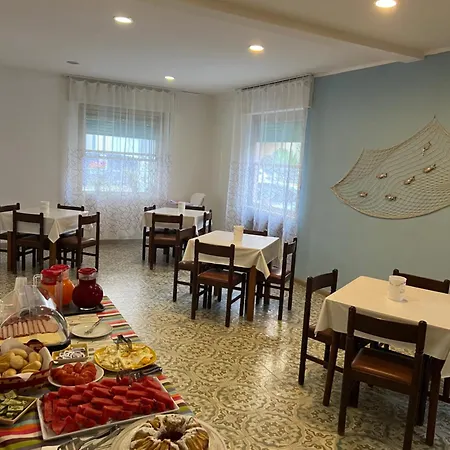 Hotel Cristina *