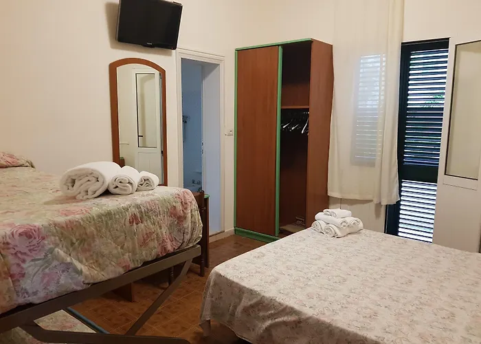 Cristina Hotel