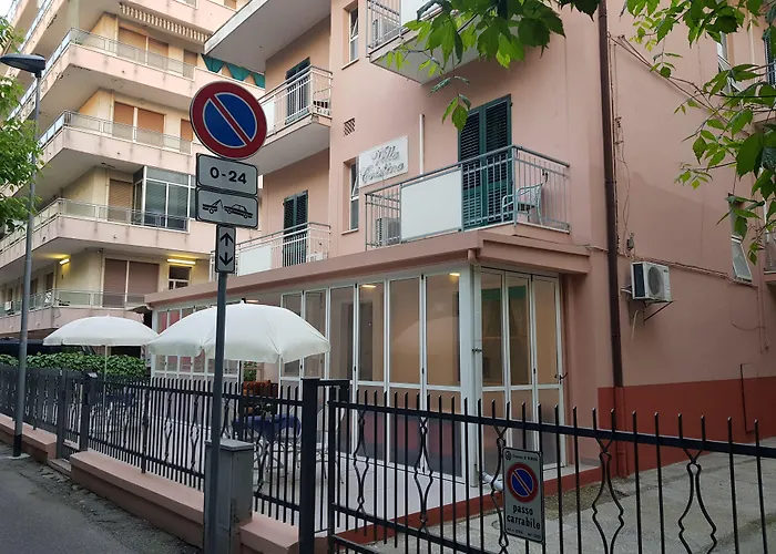 Cristina Hotel