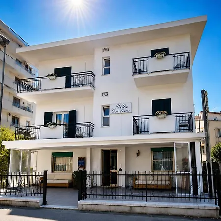 Hotel Cristina *